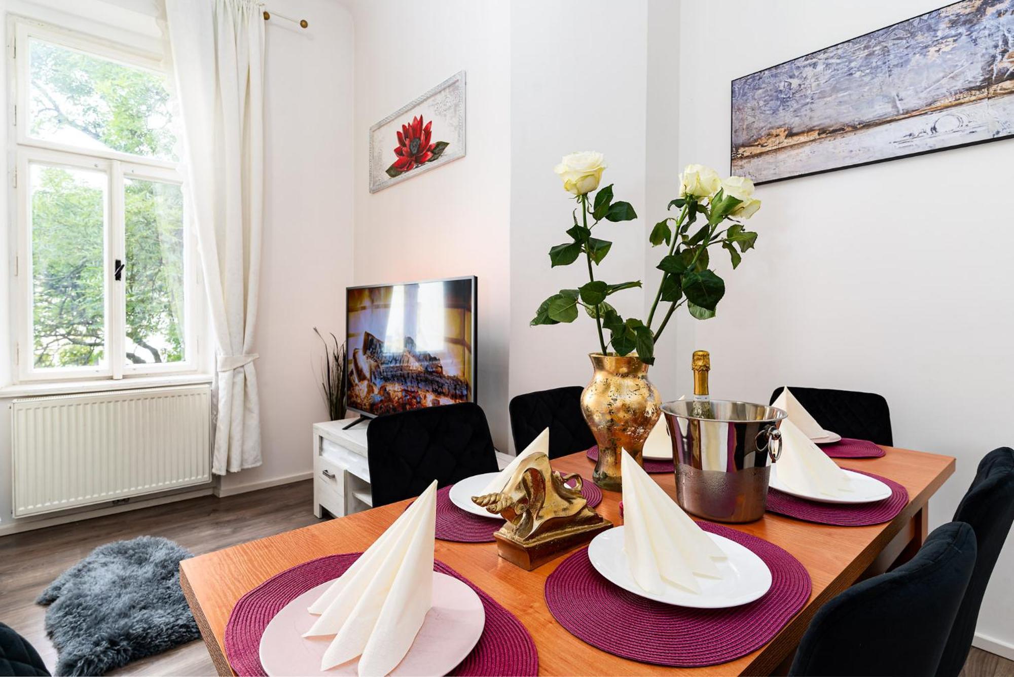 Grand Deluxe Suite Praga Esterno foto